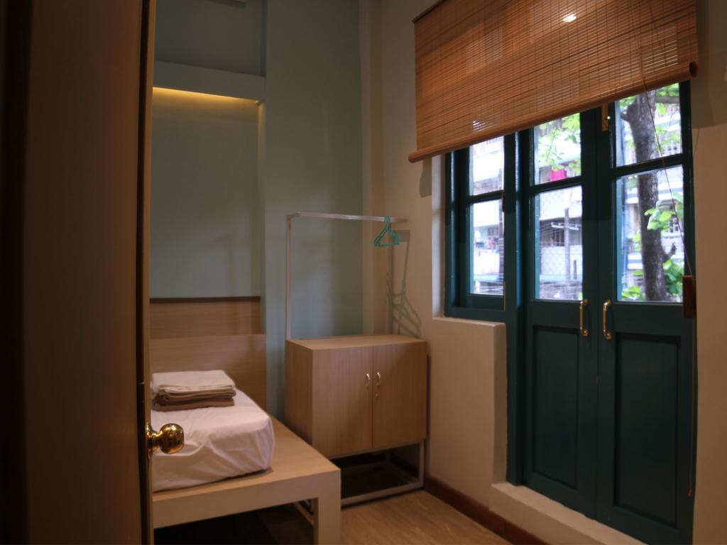 Pickled Tea Hostel Yangon Exterior photo